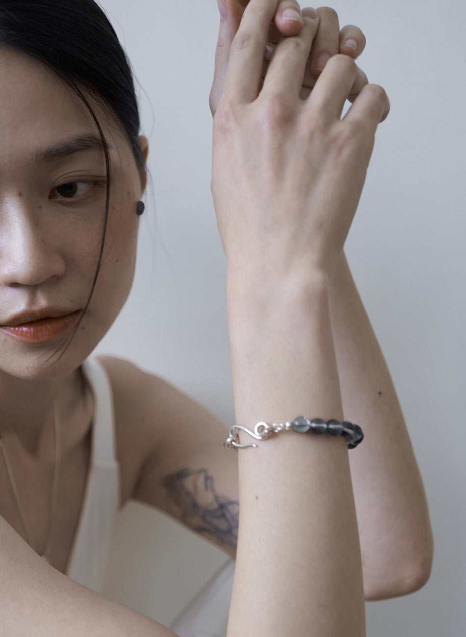 N02 – Artificial Bead Bracelet