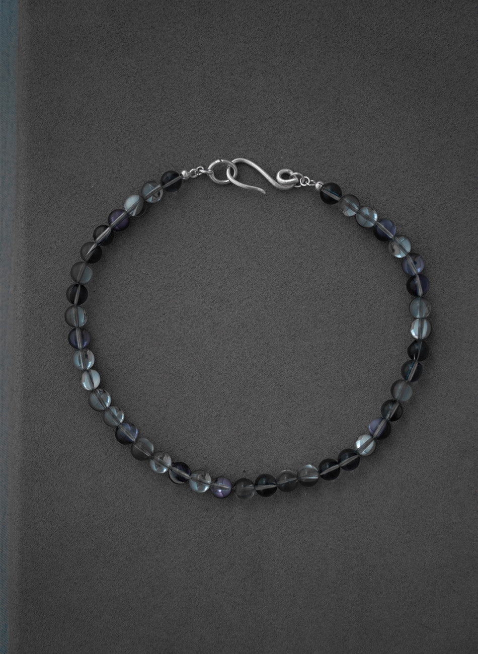 N02 – Artificial Bead Collar
