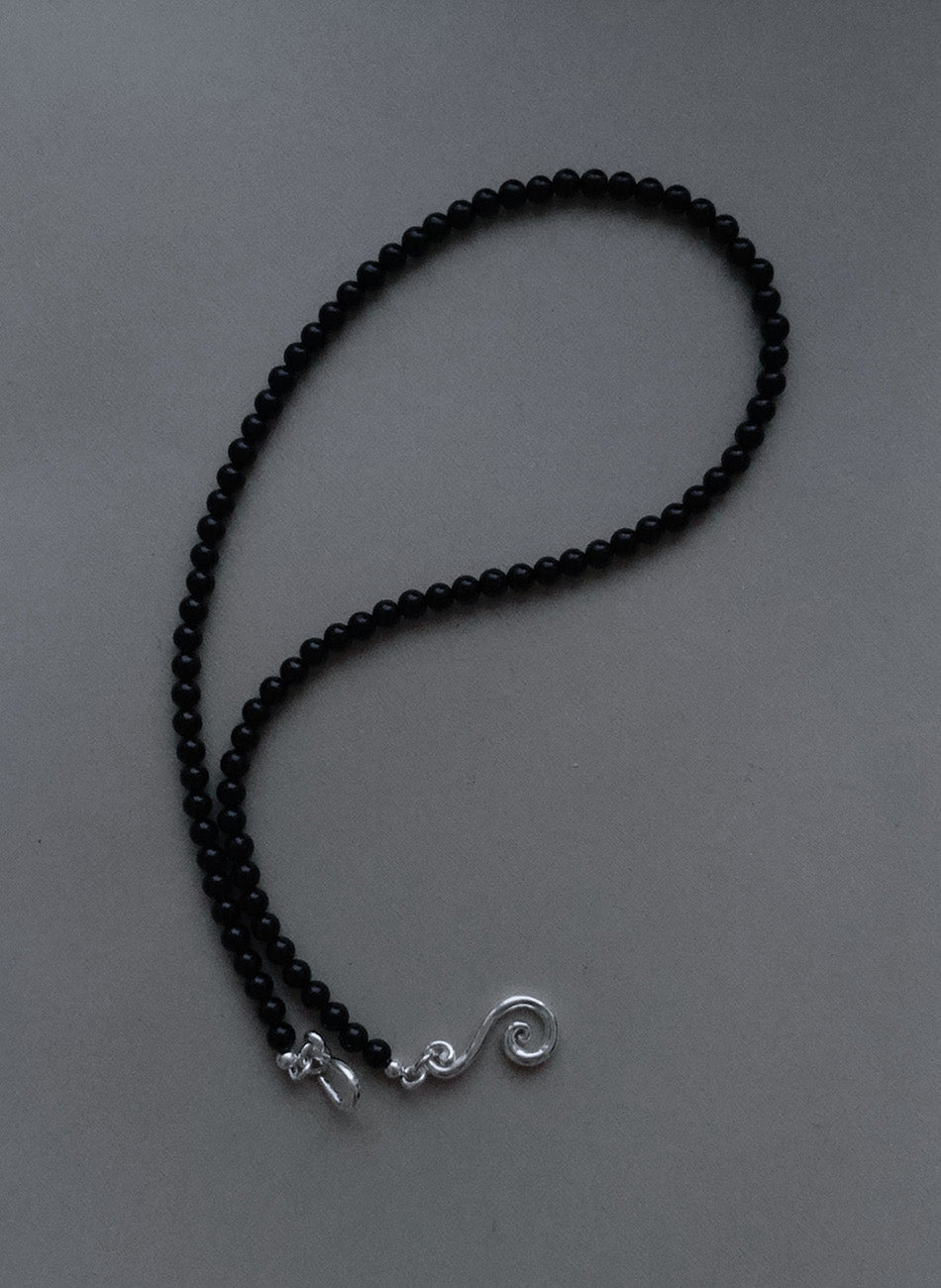 Spiral – Black Onyx Choker Necklace